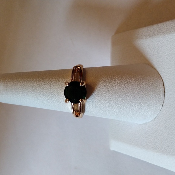 SOLD!!NWT Beautiful Boho Gold w Deep Green Diopside 8 Ring!! - Picture 2 of 5